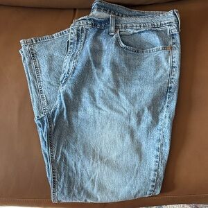 Levi's Classic 541 Relaxed Jeans